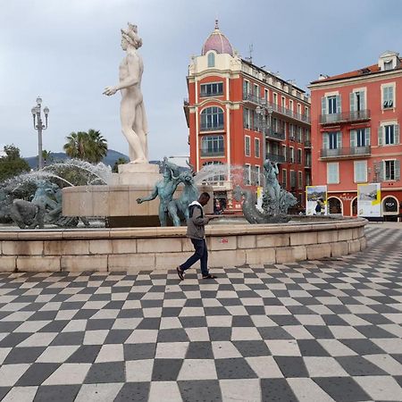 Nice Beau 2 Pieces Atypique-Original 200 M Mer, Promenade Des Anglais, Negresco Zewnętrze zdjęcie